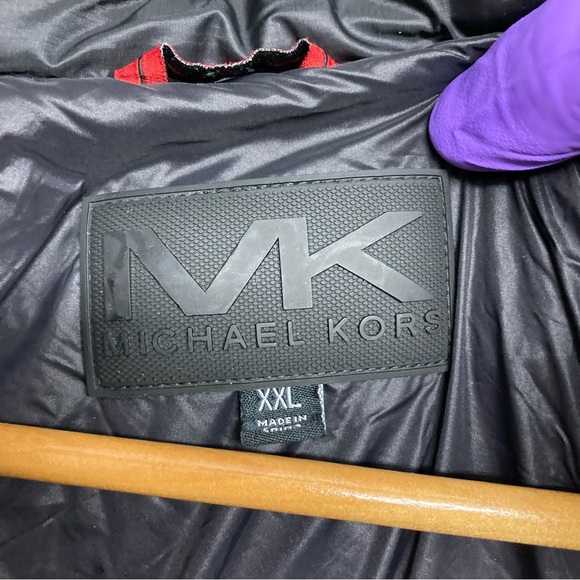 Michael Kors Men's Quilted Black Puffer Jacket - Picture 2 of 16